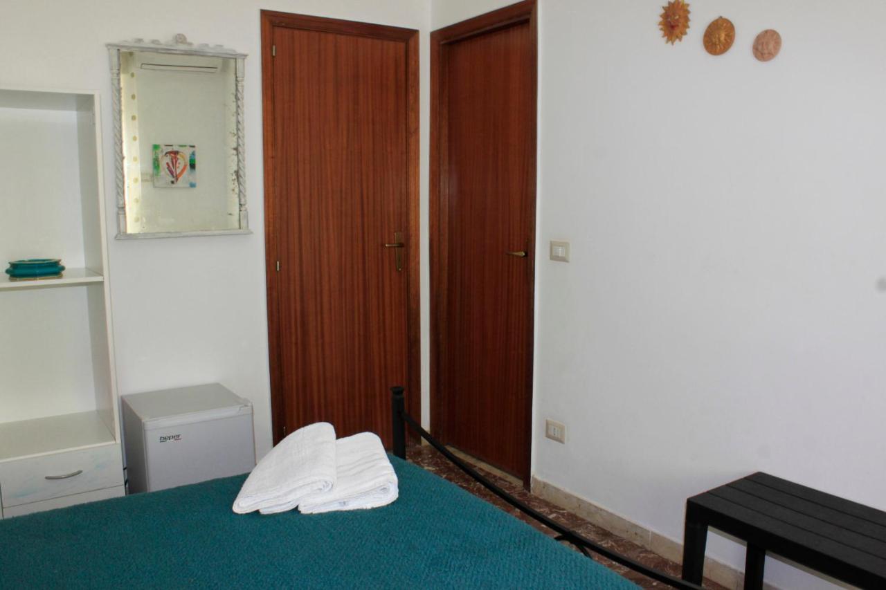 Bed & Breakfast Lighea Giardini Naxos Eksteriør billede