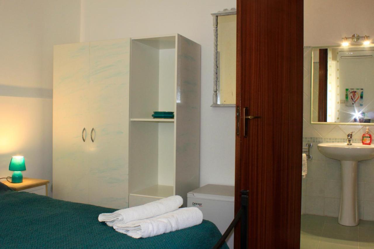 Bed & Breakfast Lighea Giardini Naxos Eksteriør billede