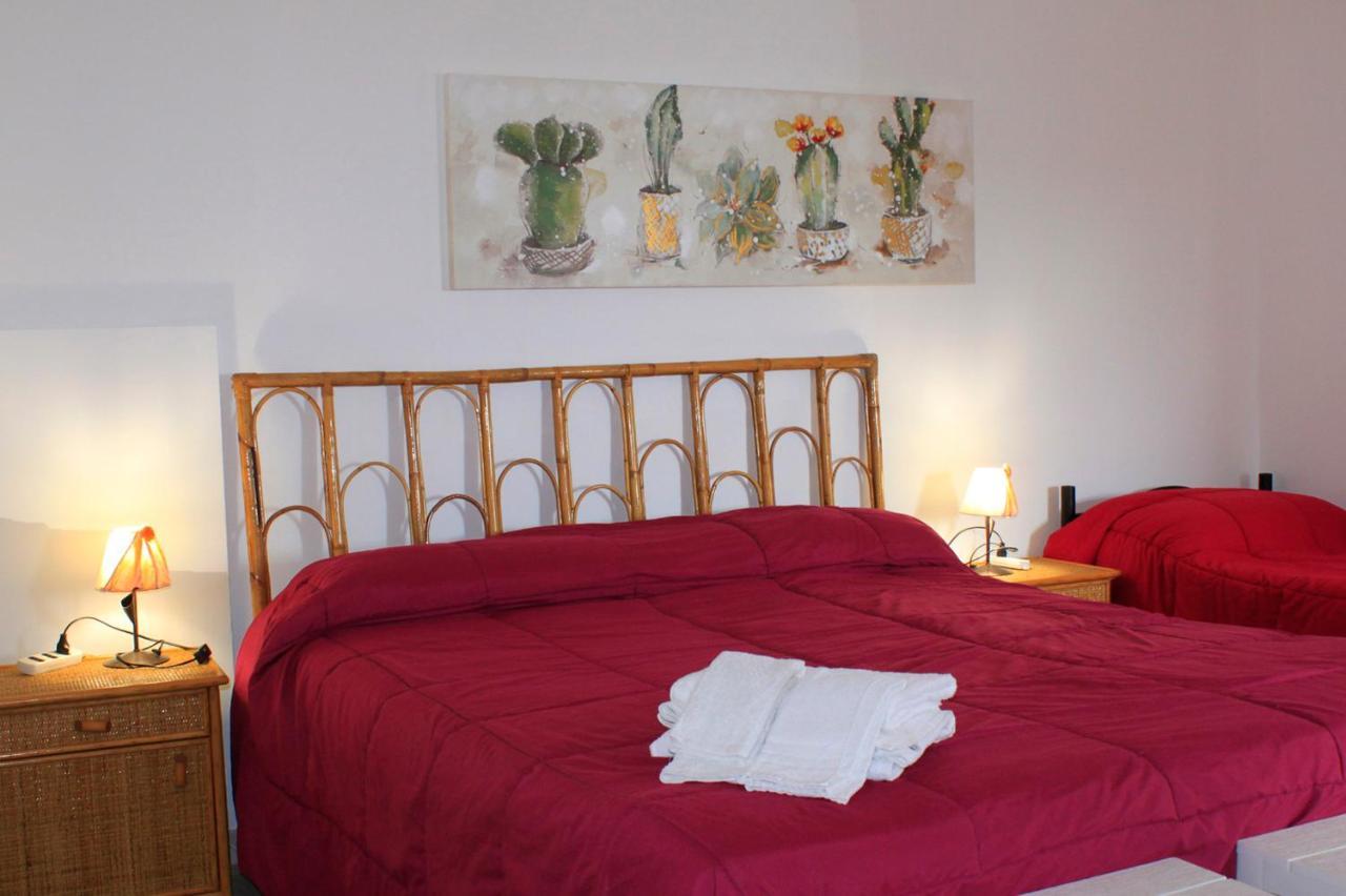 Bed & Breakfast Lighea Giardini Naxos Eksteriør billede
