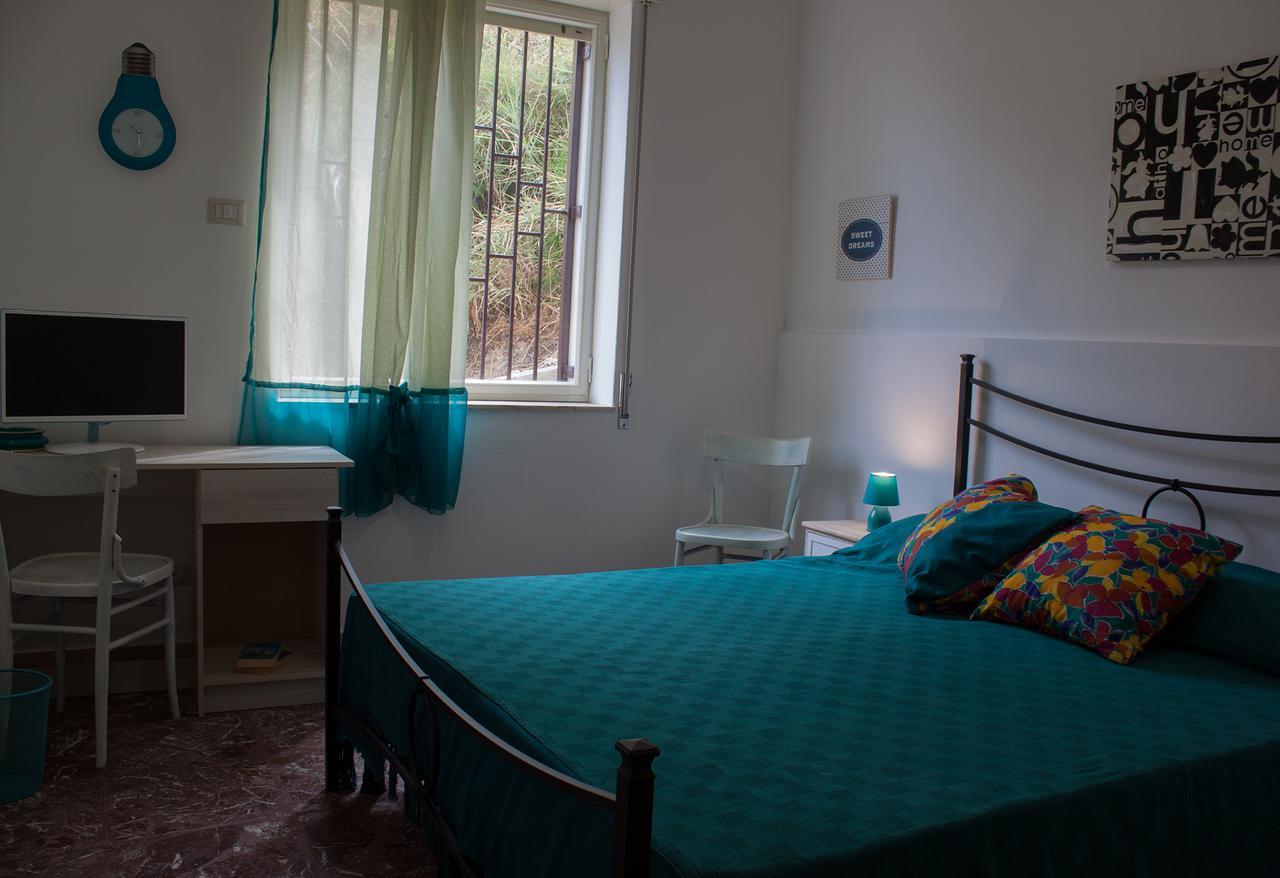 Bed & Breakfast Lighea Giardini Naxos Eksteriør billede