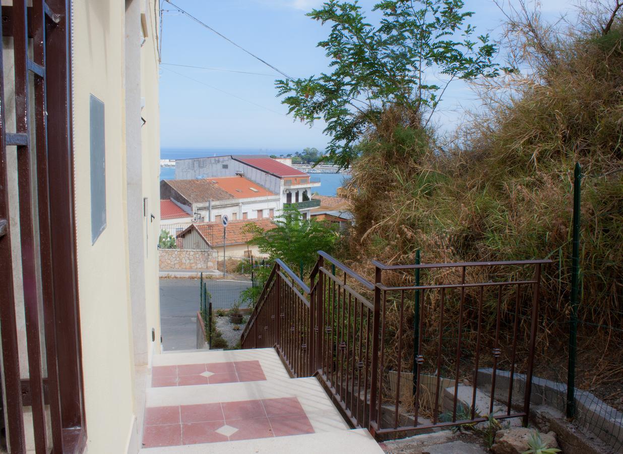 Bed & Breakfast Lighea Giardini Naxos Eksteriør billede